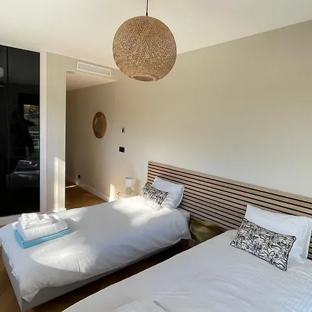 Ultimate Luxury Dream With 7 Bedrooms, Gym, And Infinity Pool Vila